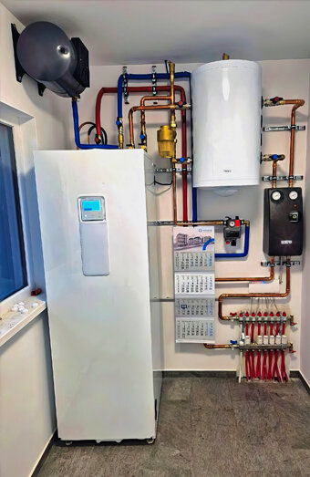 https://highwycombehotwater.com.au/uploads/2025/06/hot-water-13140.jpg