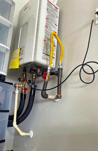 https://highwycombehotwater.com.au/uploads/2025/06/instant-hot-water-systems-65049.jpg