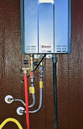https://highwycombehotwater.com.au/uploads/2025/06/instant-hot-water-systems-93408.jpg